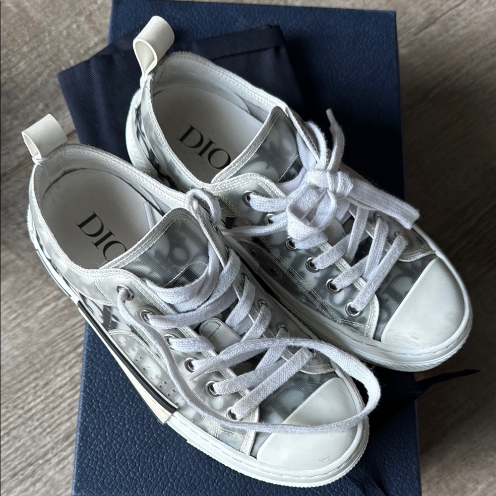 Dior Monochrome Casual Sneakers